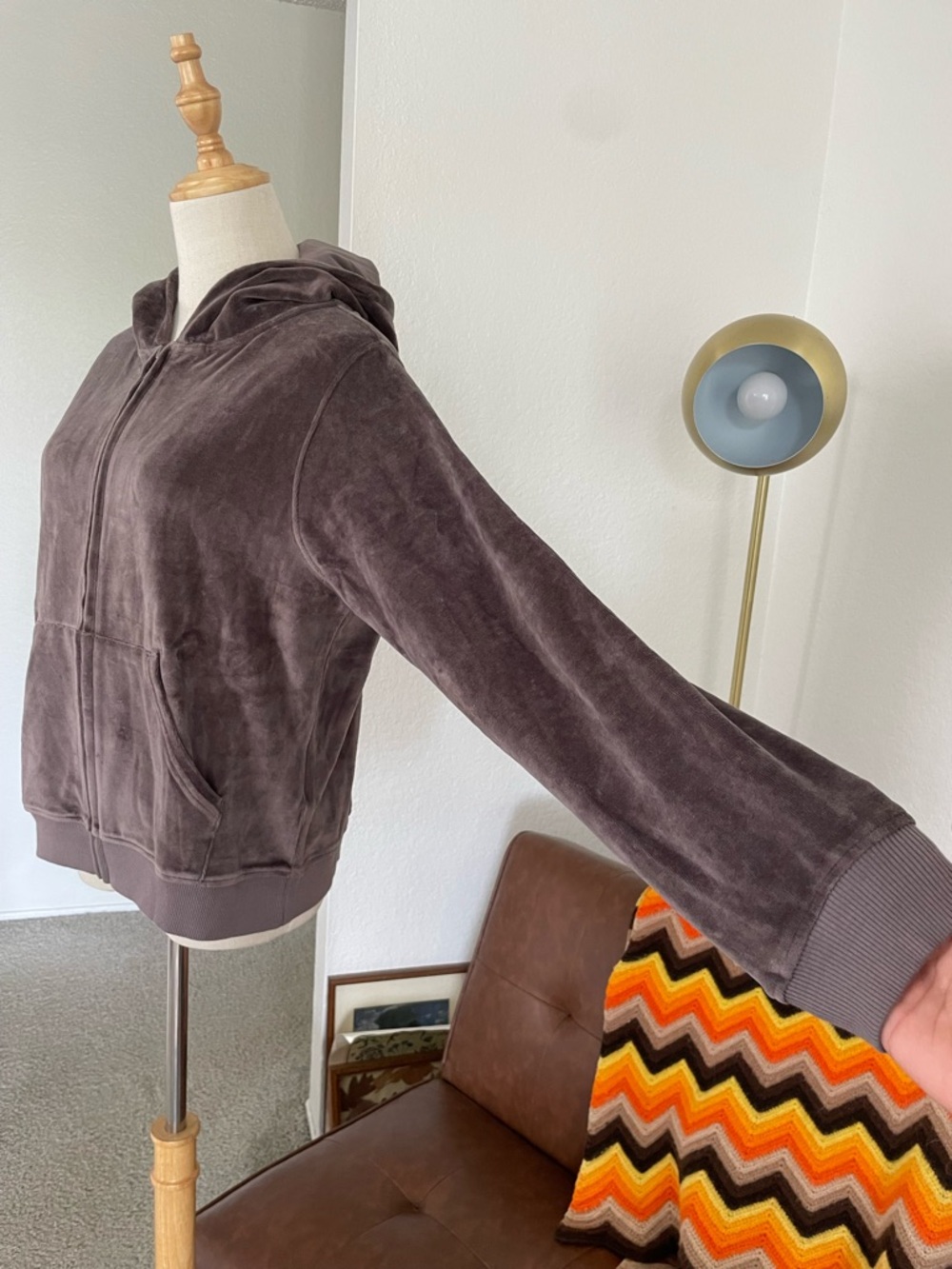 Pact Cloud Brushed Velour Fleece Organic Cotton Zip Pocket Hoodie - Picture 4 of 8